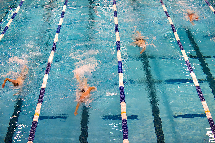 Freshman Hannah Bunion set new swimming records