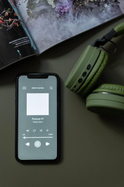 Photo by cottonbro studio: https://www.pexels.com/photo/a-podcast-music-playing-on-a-smartphone-6686455/